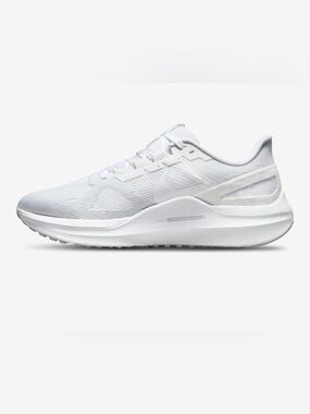Nike Zoom Structure 25 Men’s size 11 White NWT no box